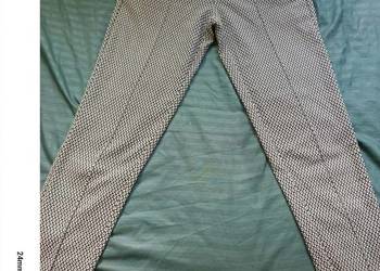 Eleganckie spodnie Esmara w czarno-białym wzorze | rozmiar 36 EUR