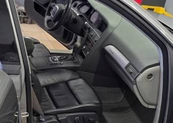 Audi A4 C6 avant uszczelka karoseryjna drzwi prawy przód Audi A4 C6 avant uszczelka karoseryjna drzwi prawy przód