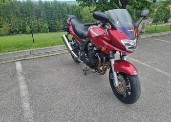 Kawasaki ZR7-S