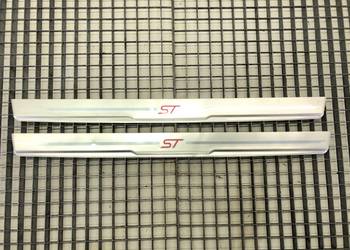 NAKŁADKI LISTWY PROGOWE STKOMPLET FORD FOCUS II Hatchback 04-13 OSŁONA