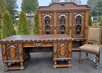 Gabinet z niesamowitym biurkiem (nr 9276)
