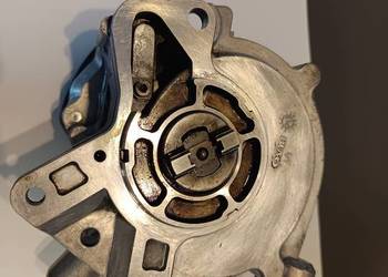 Pompa Vacum T5 Touareg I 070145209F