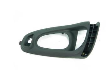 RAMKA KLAMKI DRZWI PRZÓD MITSUBISHI SPACE STAR 98-