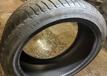 Pirelli zima 235/40/ R19