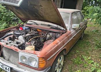 Mercedes 300D zarejestrowany