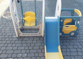 Zjeżdżalnia huśtawka samochodzik kosz dla dzieci