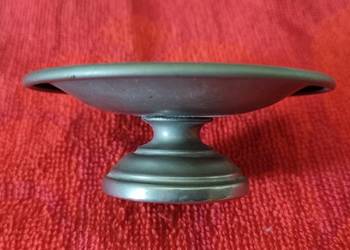 Tajemnicza metalowa patera/paterka na... rodzynki, ciastko Tajemnicza metalowa patera/paterka na... rodzynki, ciastko