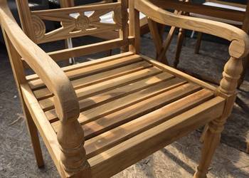 Meble ogrodowe stół plus cztery krzesła drewno egzotyczne