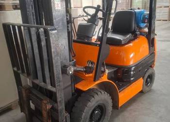 Wózek widłowy Toyota 1.5 tony
