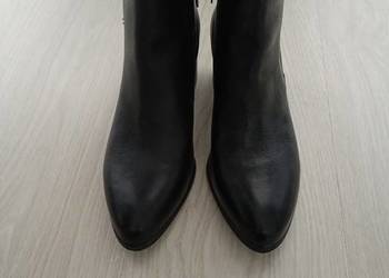 Botki na słupku Lasocki WB-CELESTE-AW22-13 rozmiar 39