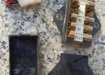 Skrzynka bezpieczników do honda cb four