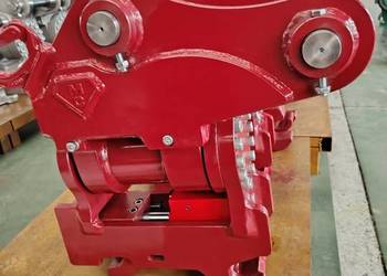 Szybkozłącze uchylne Powertiltt S40 skandynawskie do koparek od 3t-5,5t