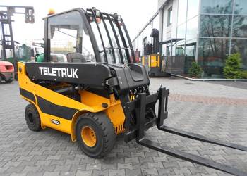 Wózek widłowy teleskopowy JCB TLT30G TELETRUK 3 tony 2011