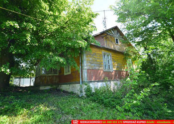 Dom/siedlisko na wsi 35 km od Lublina. Dom/siedlisko na wsi 35 km od Lublina.