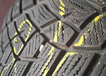Opony 245/45/18 r 100 v GOODYEAR ULTRA GRIPS  bieżnik ok 7 mm nie naprawian