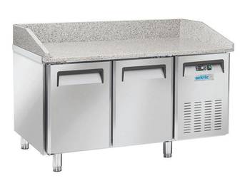Stół chłodniczy do pizzy 2-drzwiowy 1507x800 Hendi 236789