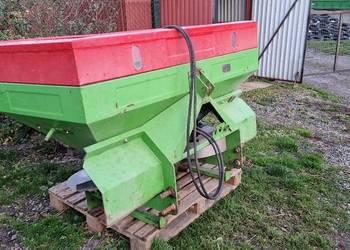 Rozsiewacz Unia 800kg 10-28m