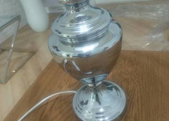 Lampa z kloszem