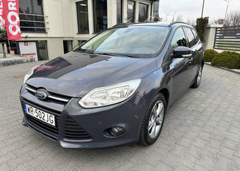 Ford Focus Tunier Champions Edition Mk3 1.0 EcoBoost 125 KM 2013 rok