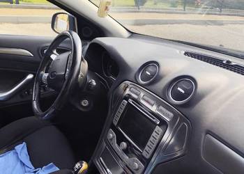 Sprzedam samochód osobowy marki Ford Mondeo stan bardzo dobry