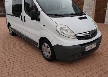Opel Vivaro 2.5 TDCI Brygadówka Klima Opel Vivaro 2.5 TDCI Brygadówka Klima