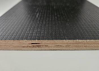 Sklejka Antypoślizgowa 1250x2500x9mm| Sklejka brzozowa | Sklejka i szalunki