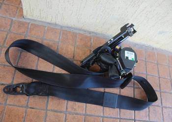 PAS BEZPIECZEŃSTWA PRAWY PRZÓD AUDI A4 B6 8E0857706F