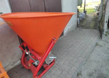 Rozsiewacz nawozów lejek strumyk 400 2025r