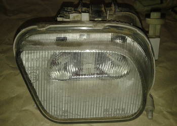 Lampa przeciwmgielna BOSCH prawa Mercedes W210 LE93 A18