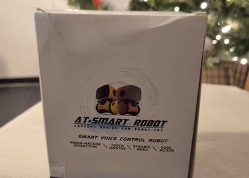 Interaktywny robot zabawka