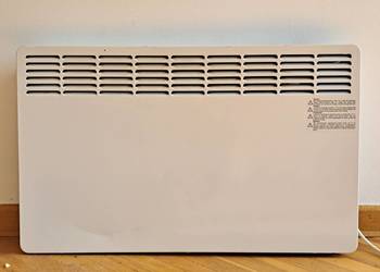 Grzejnik konwektorowy Stiebel Eltron CNS 200 Trend o mocy 2000 W
