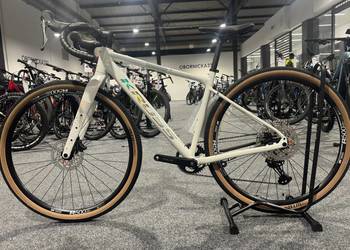 Rower Gravel KROSS Esker 5.0 ULTRA Rama S-18" Raty 0%