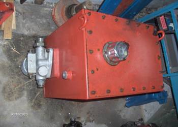 Zbiornik hydrauliczny