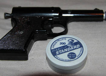Czesla wiatrówka pistolet LOV 2 kal. 4,5 mm , jak nowy , zapraszam !