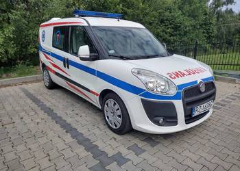 AMBULANS Fiat Doblo maxi 1.6 diesel, 2011r., niski przebieg