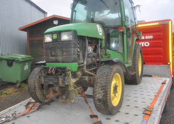 Traktor John Deer 4 x 4 . 22 km . hydro tuz wałek z przodu z tyłu rok 2001