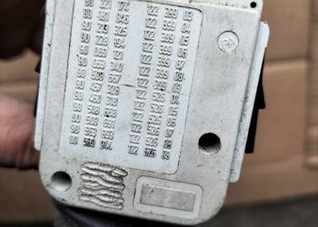 WŁĄCZNIK PRZEŁĄCZNIK ŚWIATEŁ MANETKA  Opel Vectra B