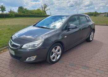 Opel Astra J 1,7 CDTI 2011 (uszkodzone sprzęgło)