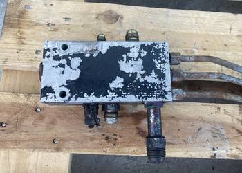 ROZDZIELACZ BLOK HYDRAULICZNY V34487600 VALTRA