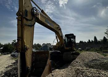 komatsu gąsienicowe