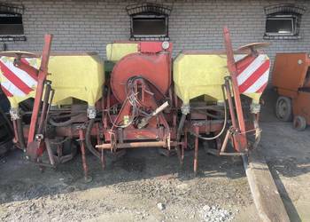 Siewnik do kukurydzy