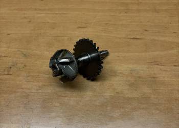 Wałek pompy wody Honda CR 80 85