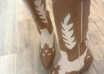 (40) SEQWL/ Ekstrawaganckie kozaki kowbojki z Londynu, Nowe