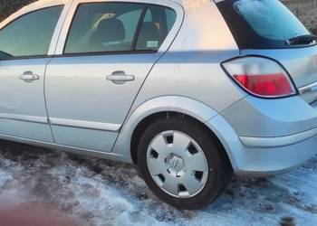 Astra h  1.4 benzyna