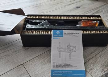 Wieszak na telewizor Perlesmith model PSMFK4