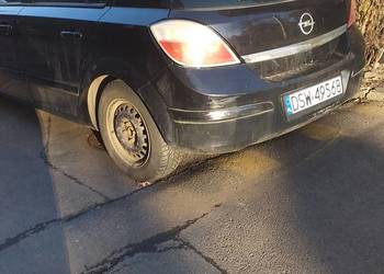 Sprzedam Opel astra H 1,4 2005r benzyna+gaz
