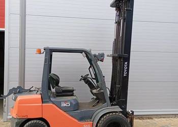 Wózek widłowy Toyota 02-8FGF30, 2014r