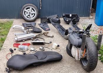 Yamaha XC 300 Yamaha mbk skuter silnik siedzenie szyba koła licznik