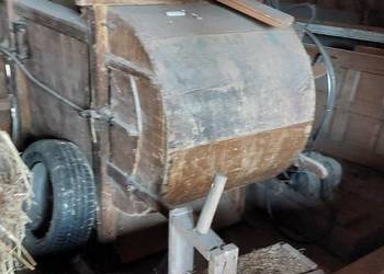 Młynek drewniany / wialnia do czyszczenia zboża (dawny typ)