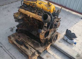 Ford 4 cyl na części (Ford 655/5610/6610)